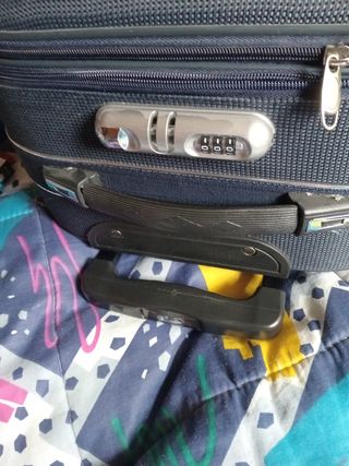 Maleta Hong Erli negra