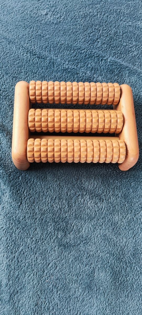Rodillo de madera para pies - 16x12cm
