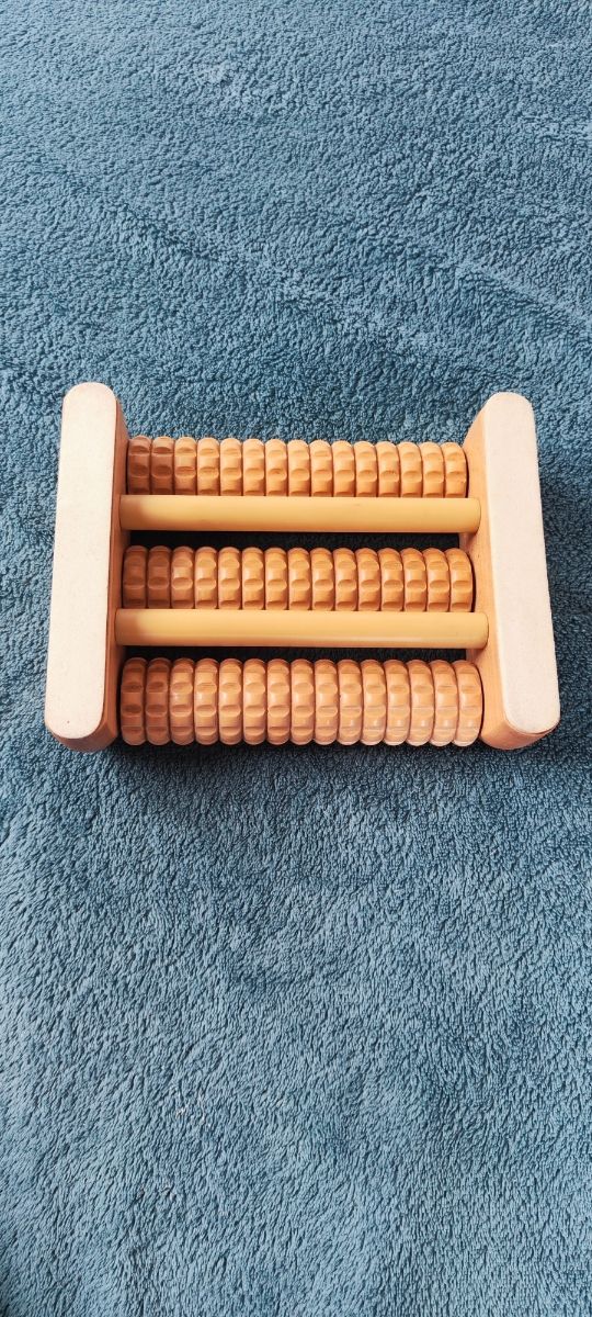 Rodillo de madera para pies - 16x12cm