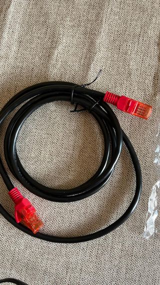 ADAPTADOR  Y CABLES PARA ROUTER
