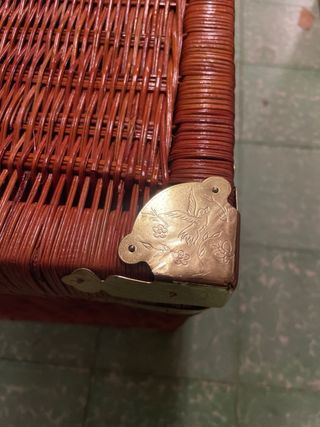 Baúl mimbre marrón