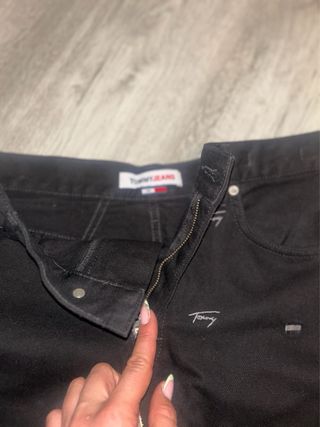 FALDA VAQUERA TOMMY JEANS