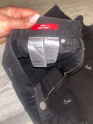 FALDA VAQUERA TOMMY JEANS