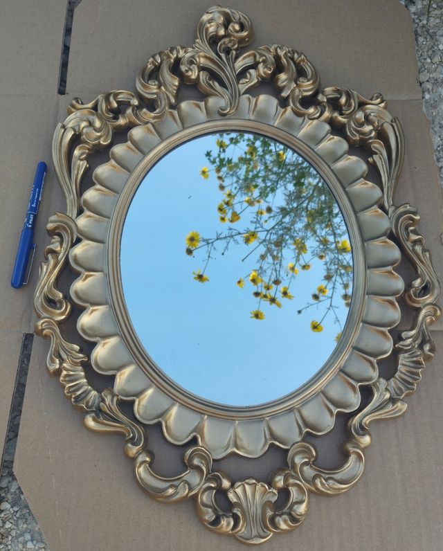 Espelho dourado vintage