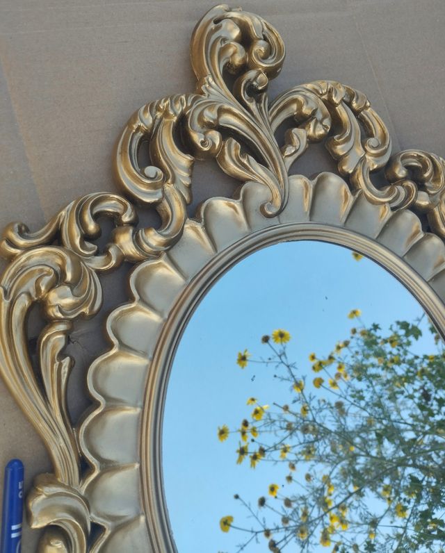 Espelho dourado vintage