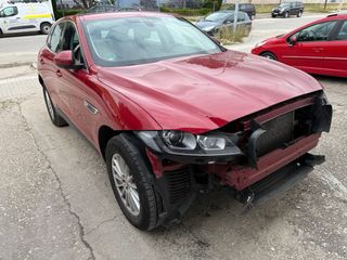 Paragolpes Jaguar XF Rojo