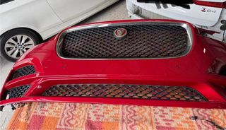 Paragolpes Jaguar XF Rojo