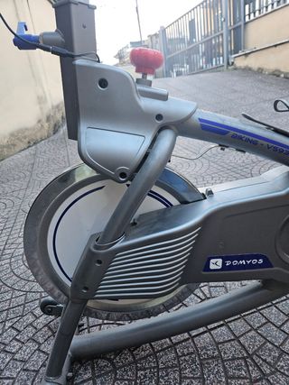 Cyclette spinning Domyos usata