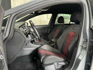 Volkswagen Golf 2.0 tsi GTI TCR 290 DSG