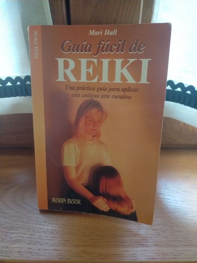 Guía fácil de reiki: Una práctica guía para apl...