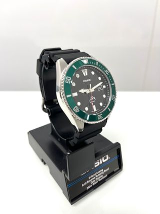 Reloj Casio Marlin MDV-106 verde