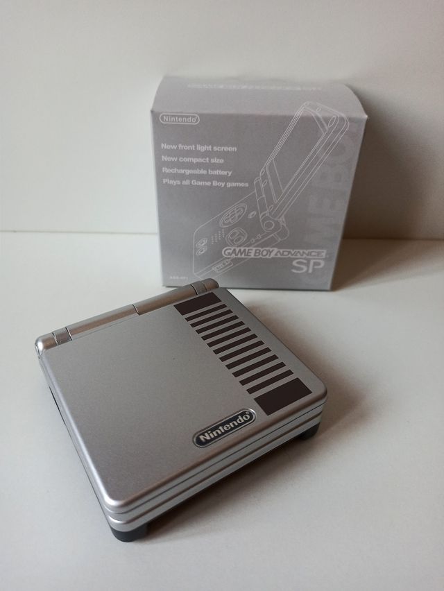 Nintendo Game Boy Advance SP IPS