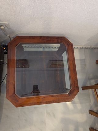 Mesa auxiliar cristal y madera