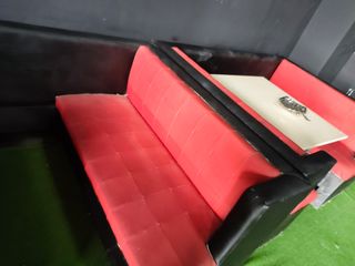 sofa rojos y negro. Venta rapida. Cambios