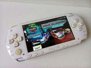 PSP Sony PlayStation White 