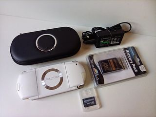 PSP Sony PlayStation White 
