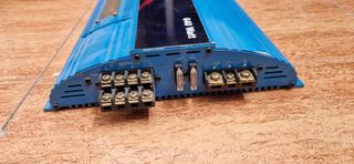 Amplificador Blaupunkt GTA 4100B 640W