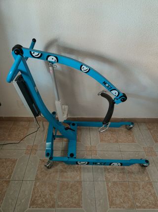 Grúa eléctrica para pacientes VIRMEDIC HOP E150