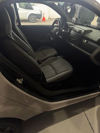 smart fortwo 1.0 coupé 45kW( 61cv)(gasolina C)