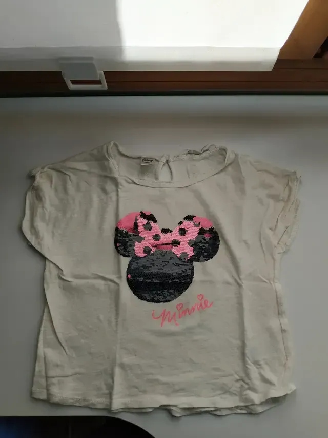Lote 3 camisetas manga corta niña 4-5 años