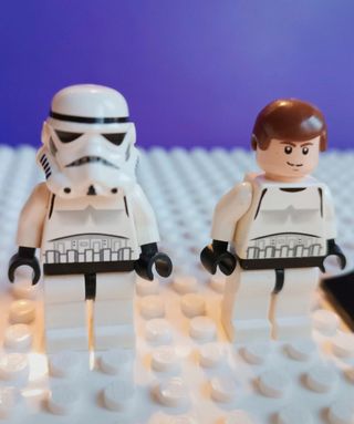 LEGO Star Wars Solo Stormtrooper R2-Q5, Morte Nera