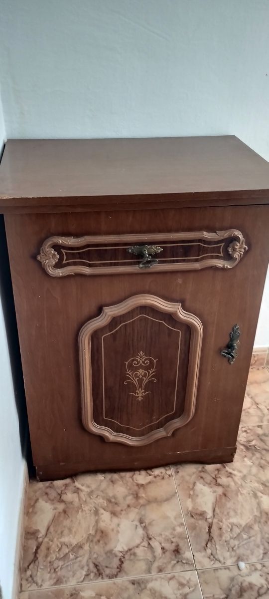 Maquina de coser ALFA