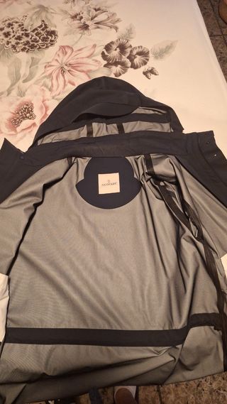 Gabardina MONCLER azul marino