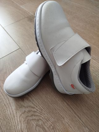 Zapatos de trabajo 