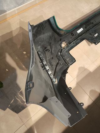 Paragolpes trasero  BMW M4 -original 51128086106