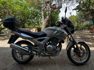 HONDA CBF 250