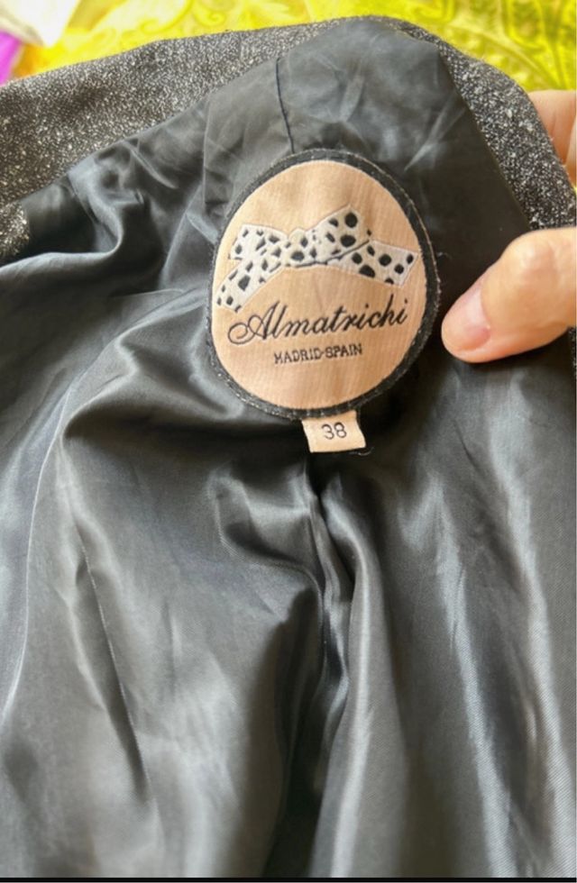 Sobreabrigo gris Almatrichi