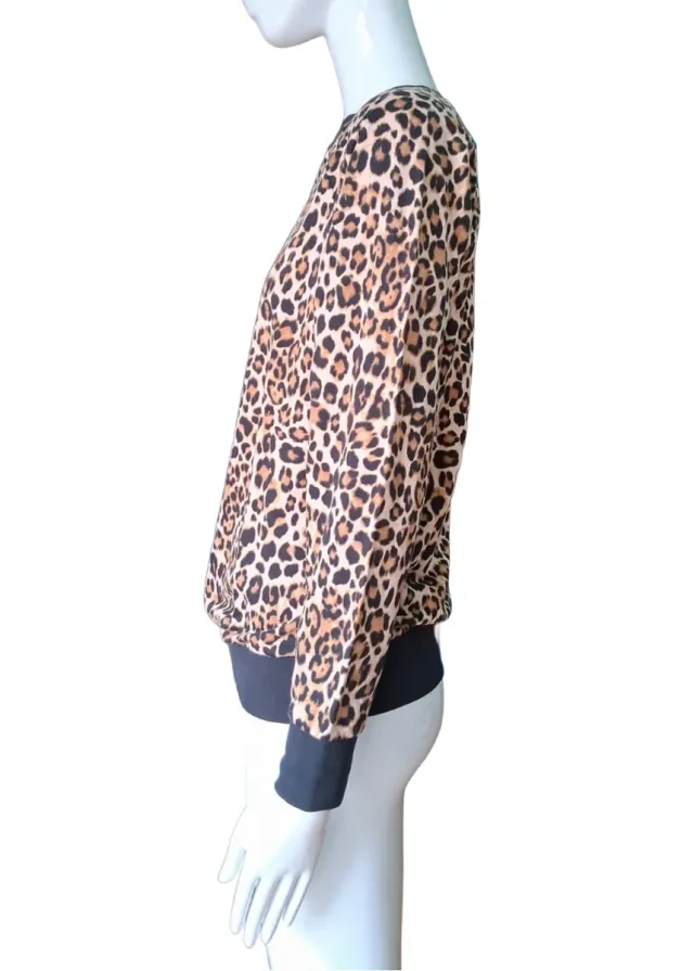 Sudadera de leopardo.