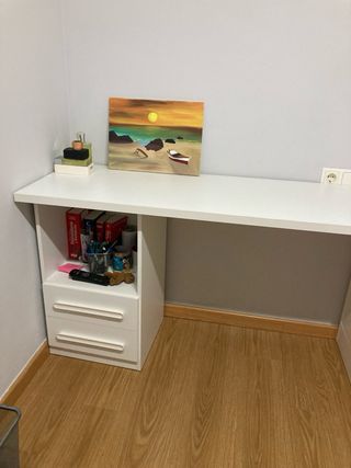 Vendo dormitorio juvenil sin apenas uso