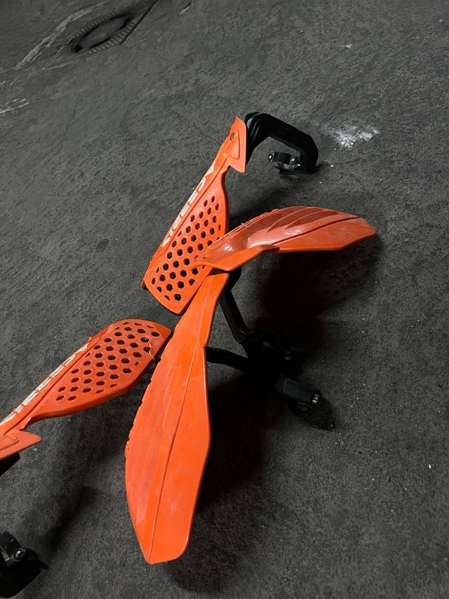 Protetores de mão Acerbis KTM