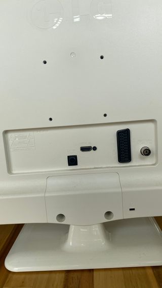 Televisor LG 24" con Fire TV Stick – Smart TV list