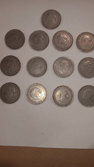 13 Monedas 25 Ptas Franco