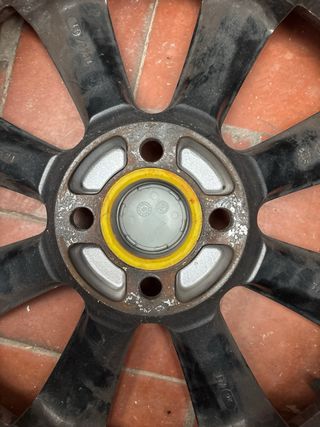 Llantas 17" Toora 205/40/17 84W