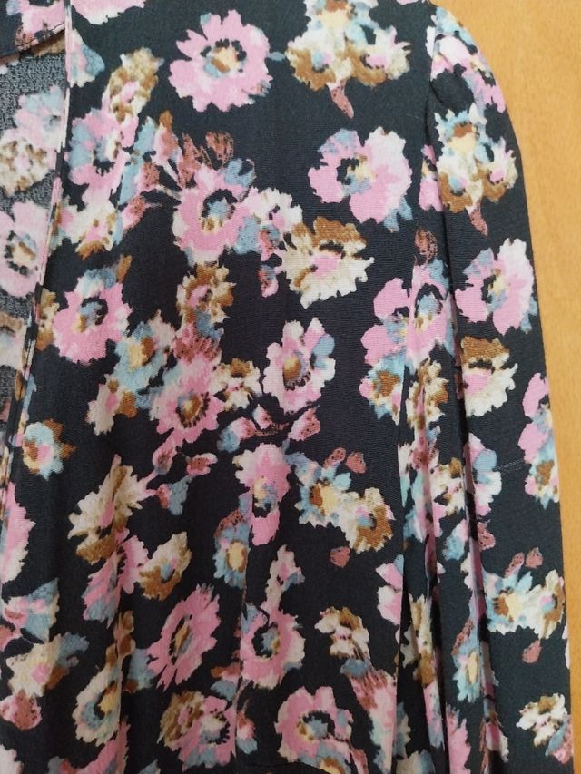 Vestido floral negro talla S