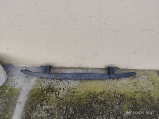 Refuerzo parachoques trasero VW T5