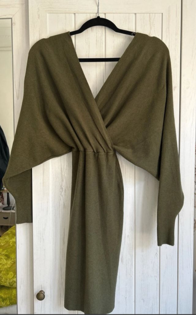 Vestido Moönimu verde oliva