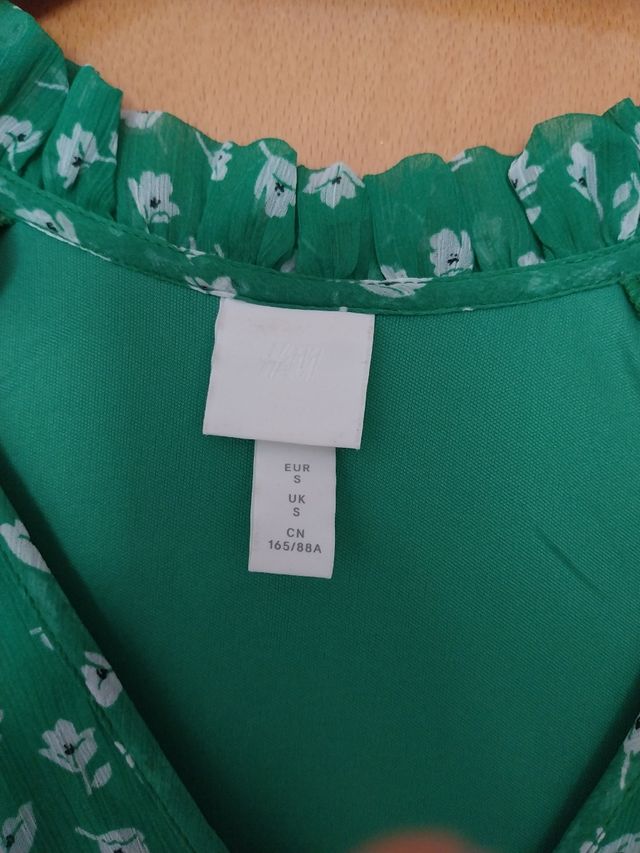 Vestido verde estampado talla S