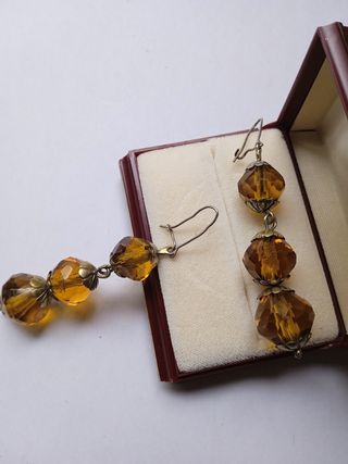 Pendientes antiguos de ámbar y plata