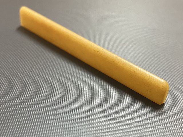 Silleta de hueso camello guitarra clásica