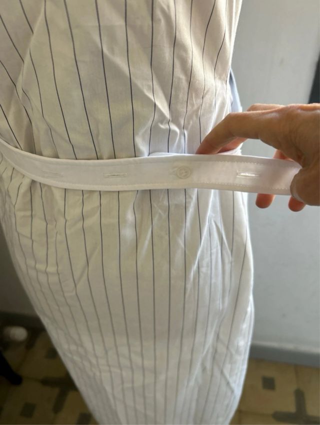 Vestido Zara blanco rayas