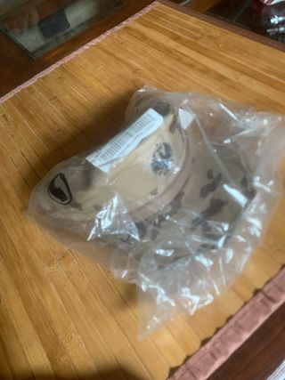 Gorra militar beige y verde