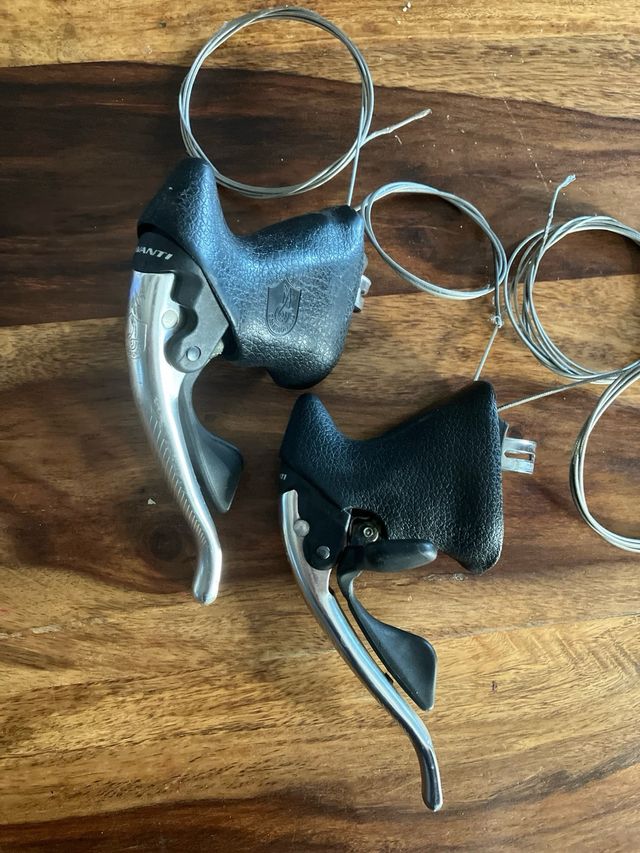 Comandi Campagnolo Avanti Ergopower 8v