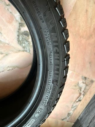 NEUMÁTICOS MICHELIN CROSSCLIMATE 215/40 R17