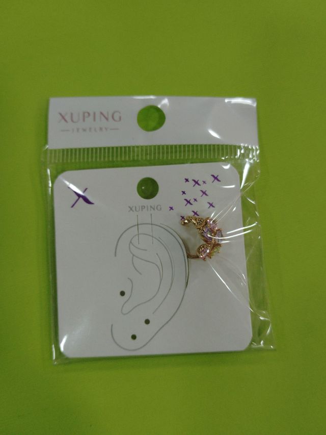 Pendientes XUPING dorados con purpura