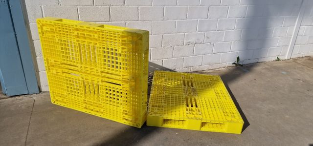  Palets plástico amarillo