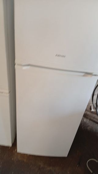 Nevera combi blanca